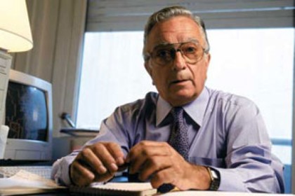 Dr. Carlos Bertolasi